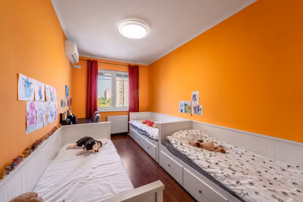 Prémium lakás a Rózsaligetben - saját parkolóval - Szoba - -